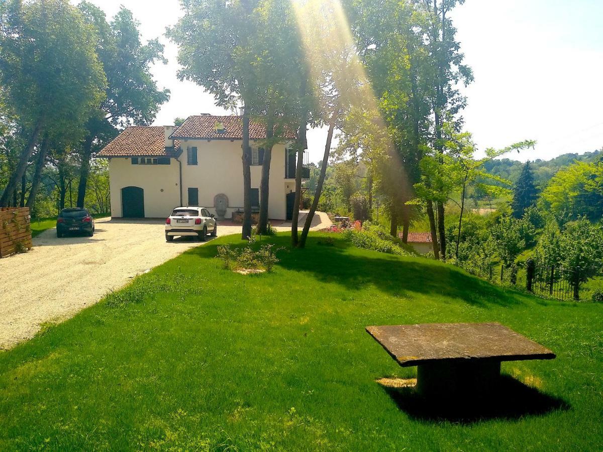 America Nei Boschi B&B Бра Екстериор снимка